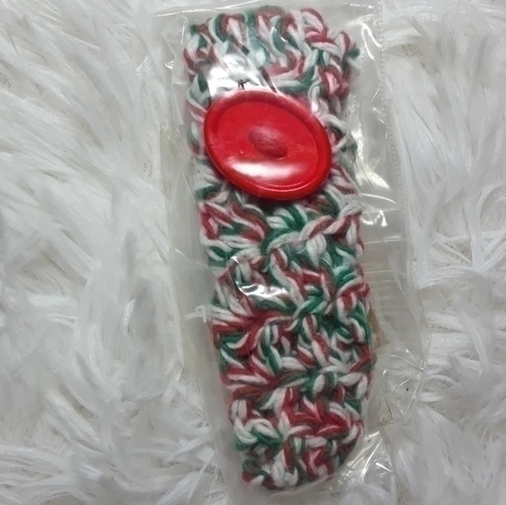 🛍Holiday Crocheted Button-Up Lipstick Cozy